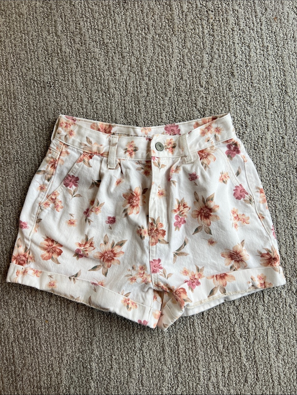 American Eagle Floral Shorts